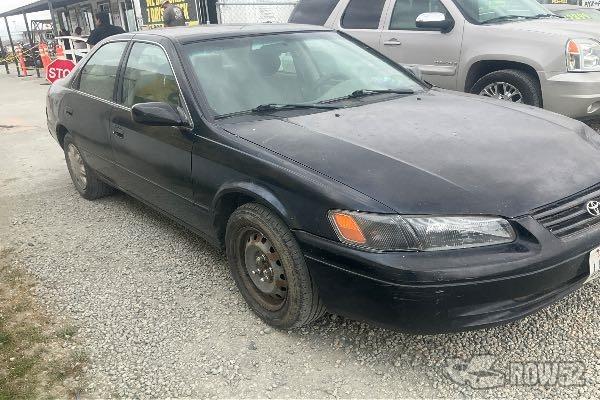 Photo of 1998 Toyota Camry