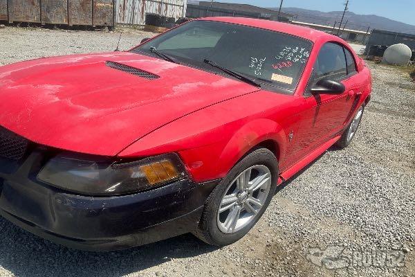 Photo of 2000 Ford Mustang