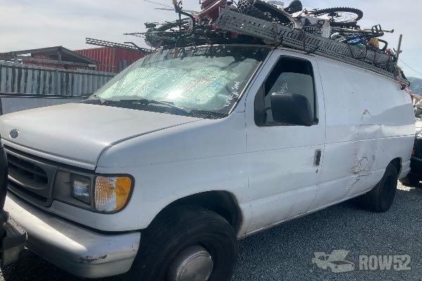 Photo of 1998 Ford Econoline