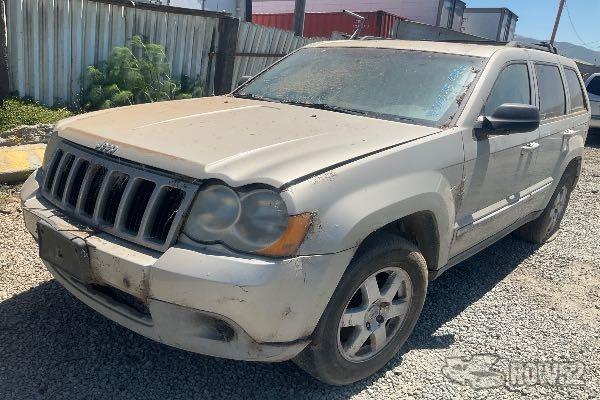 Photo of 2010 Jeep Grand Cherokee