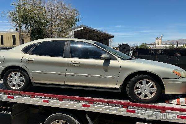 Photo of 2007 Ford Taurus