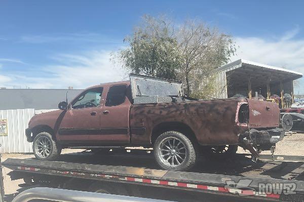 Photo of 2001 Toyota Tundra