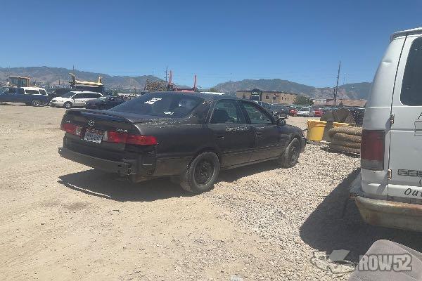 Photo of 2000 Toyota Camry