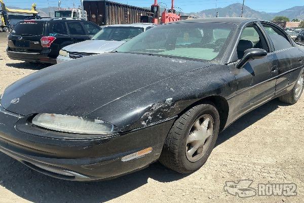 Photo of 1999 Oldsmobile Aurora