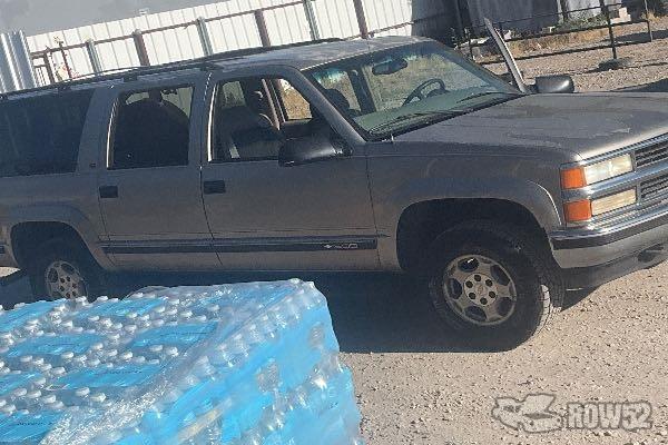 Photo of 1999 Chevrolet Suburban