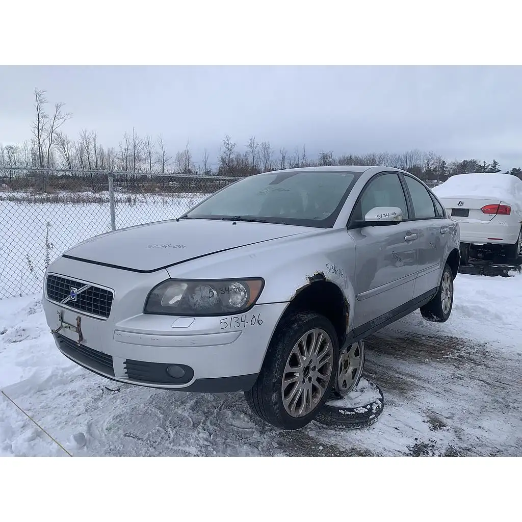 Photo of 2005 Volvo S40