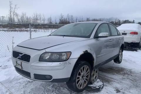 Photo of 2005 Volvo S40