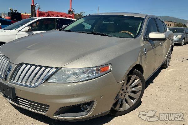 Photo of 2011 Lincoln MKS