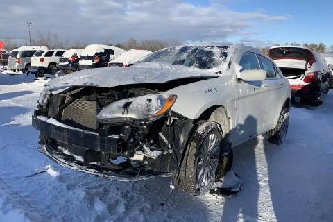 Photo of 2013 Chrysler 200