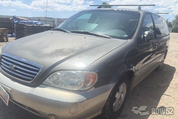 Photo of 2003 Kia Sedona