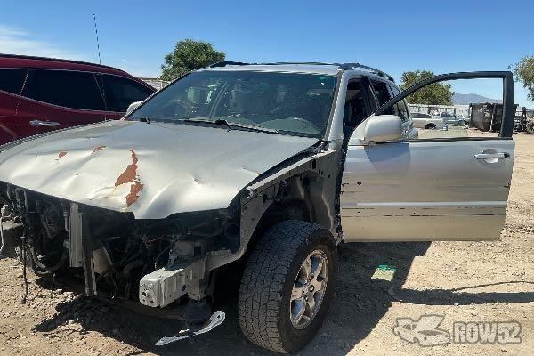 Photo of 2004 Toyota Highlander