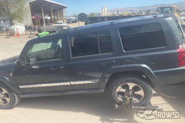 Photo of 2006 Jeep Commander