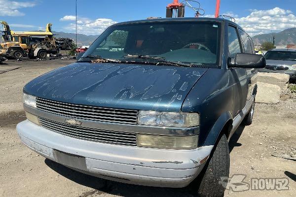 Photo of 2000 Chevrolet Astro
