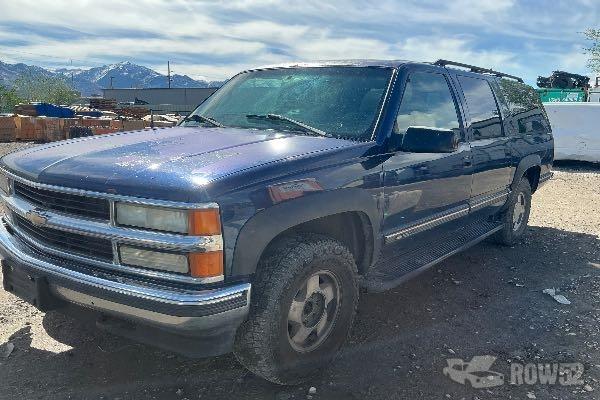 Photo of 1999 Chevrolet Suburban