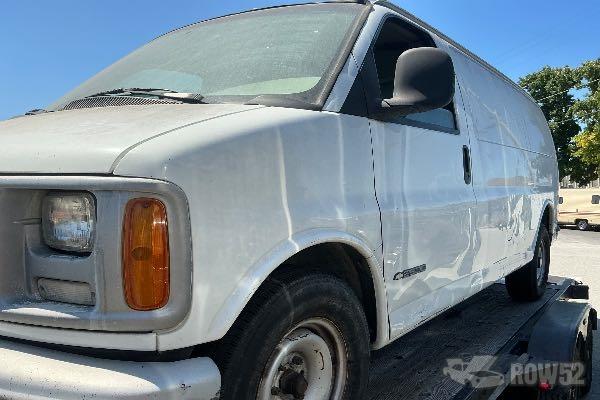Photo of 2000 Chevrolet Express