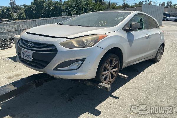Photo of 2013 Hyundai Elantra GT