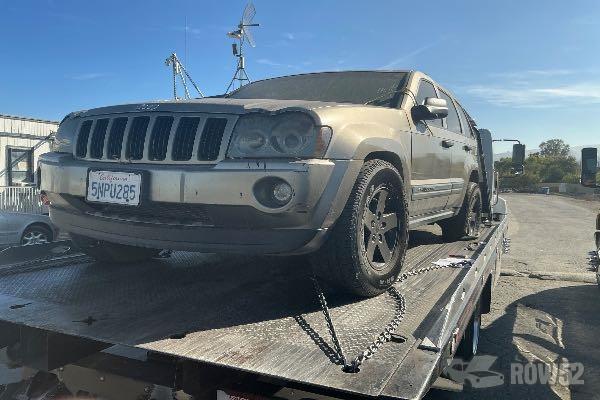 Photo of 2005 Jeep Grand Cherokee