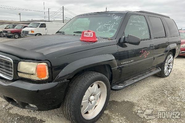 Photo of 2000 Cadillac Escalade