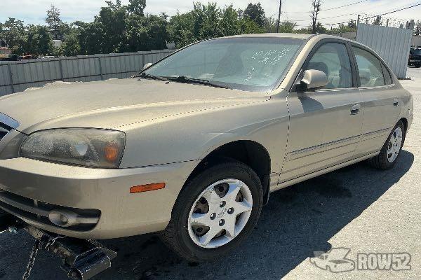Photo of 2005 Hyundai Elantra
