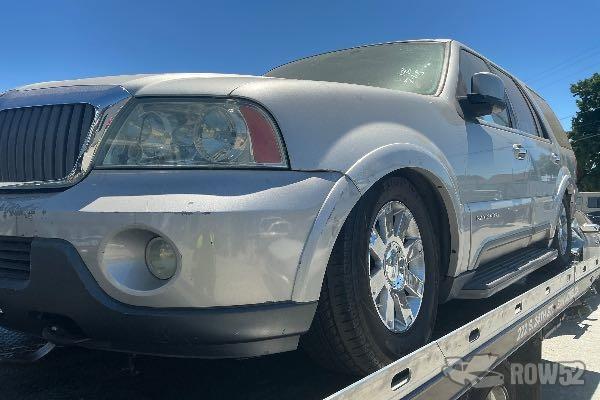 Photo of 2004 Lincoln Navigator