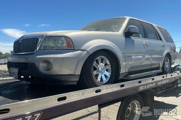 Photo of 2004 Lincoln Navigator