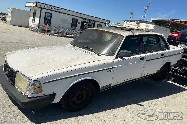 Photo of 1992 Volvo 240