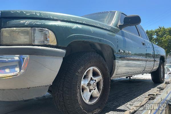 Photo of 1999 Dodge Ram 1500