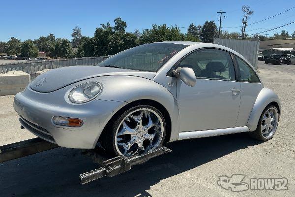 Photo of 2003 Volkswagen New Beetle