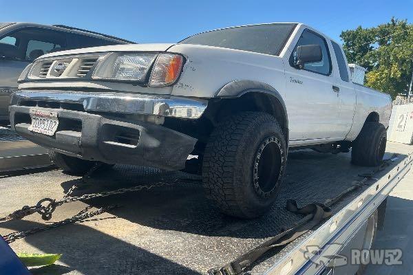 Photo of 2000 Nissan Frontier