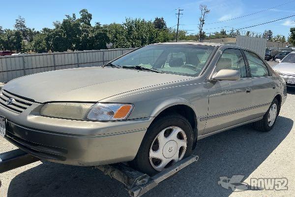 Photo of 1998 Toyota Camry