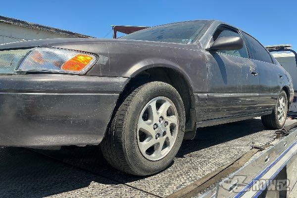 Photo of 1999 Toyota Camry
