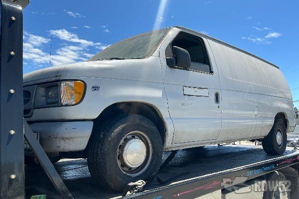 Photo of 1999 Ford Econoline