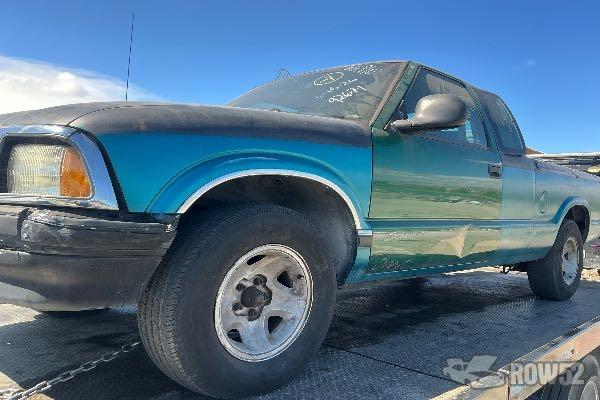 Photo of 1999 GMC Sonoma