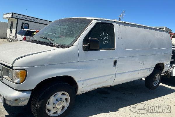 Photo of 1999 Ford Econoline