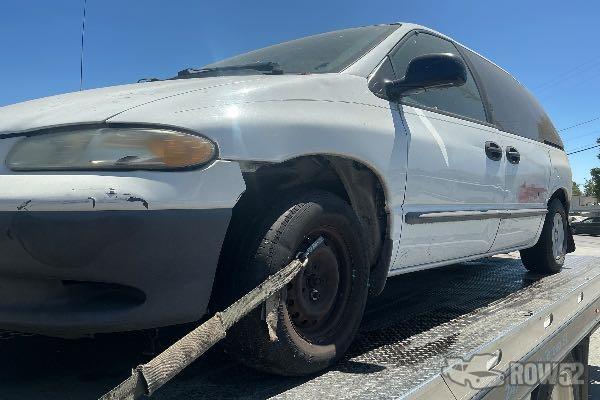 Photo of 1999 Dodge Caravan