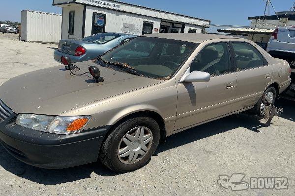 Photo of 2000 Toyota Camry