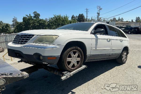 Photo of 2004 Chrysler Pacifica