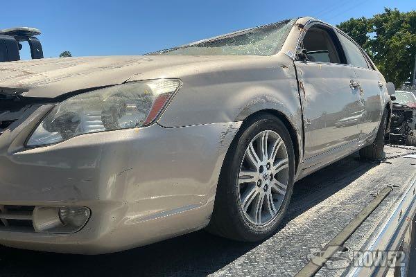 Photo of 2005 Toyota Avalon