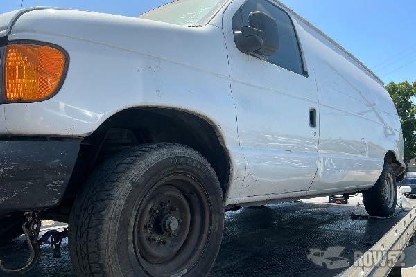 Photo of 2007 Ford Econoline