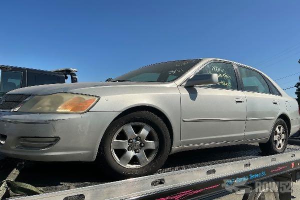 Photo of 2000 Toyota Avalon