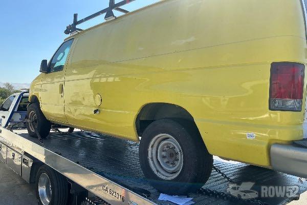Photo of 2006 Ford Econoline