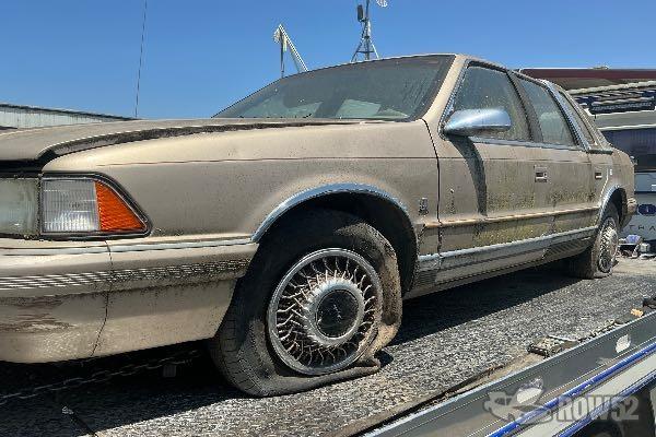Photo of 1991 Chrysler Lebaron