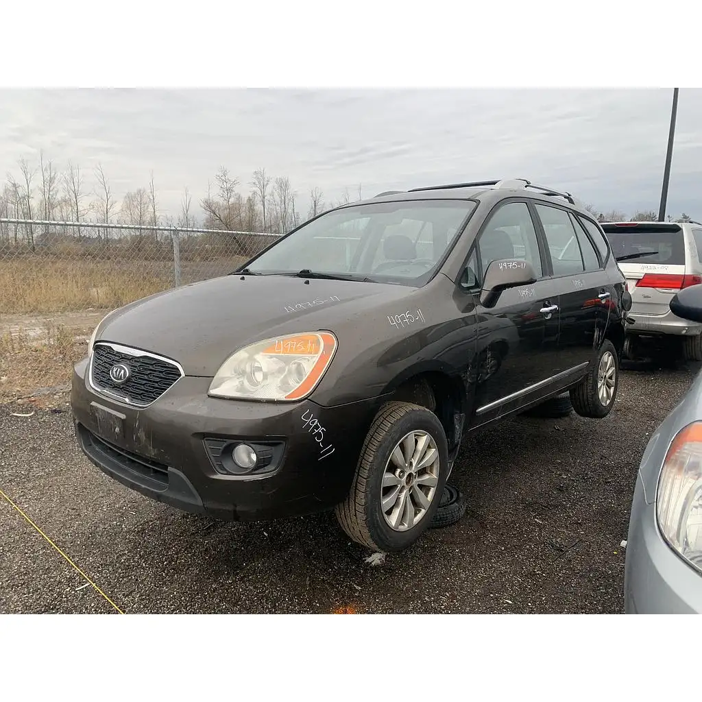 Photo of 2011 Kia Rondo