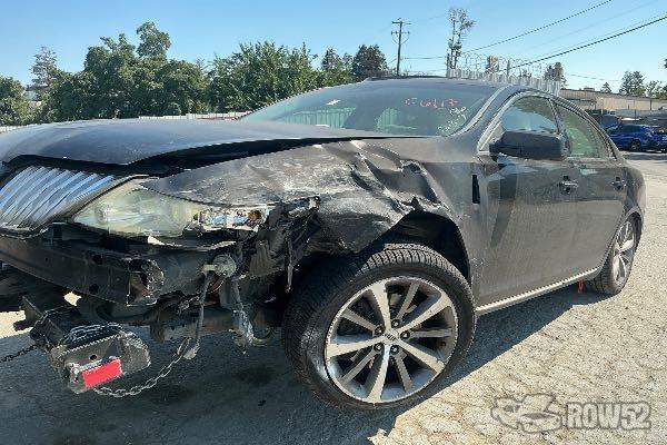 Photo of 2009 Lincoln MKS