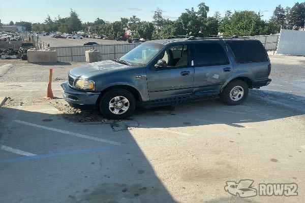 Photo of 1998 Ford Expedition