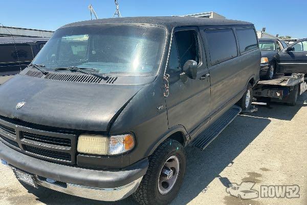 Photo of 1995 Dodge Ram Wagon