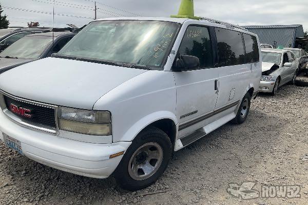 Photo of 1995 GMC Safari
