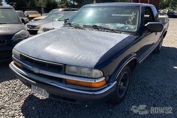 Photo of 2000 Chevrolet S10 Pickup