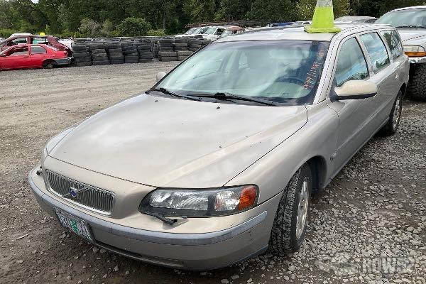 Photo of 2002 Volvo V70