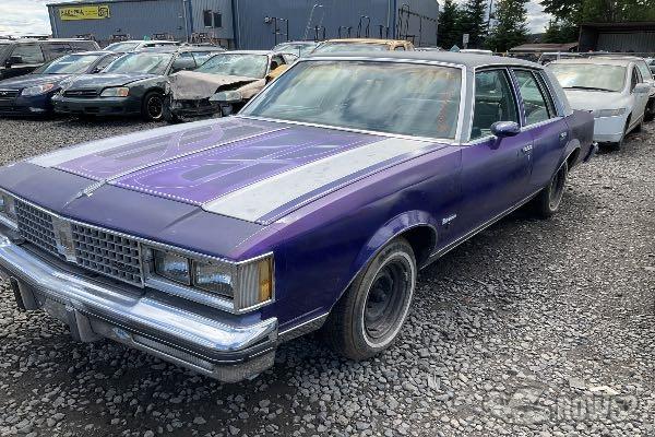 Photo of 1982 Oldsmobile Cutlass Supreme
